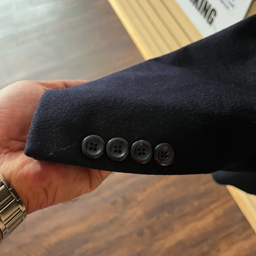 Jos A. Bank 100% Cashmere Sports Jacker in Dark Blue size 44L